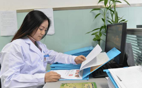 成都卫校最低录取分数线是多少？