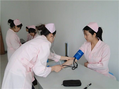 成都卫校专业图