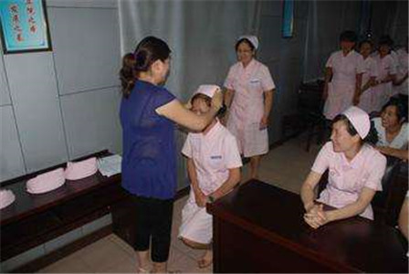 成都卫校专业图