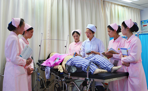 成都卫校助产专业图