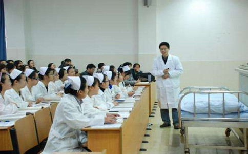 成都卫校护理专业图