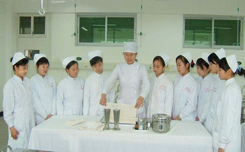 成都卫校专业图