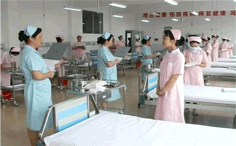 成都卫校助产专业图